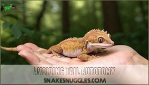 avoiding tail autotomy