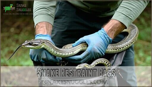 Snake Locking Comfortable Snake Handling Positions: Expert Safety Tips & Techniques